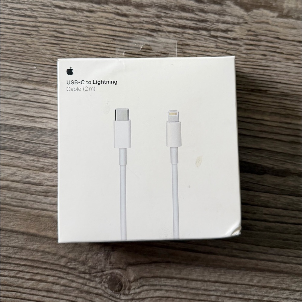 New Apple USBC to Lightening Cable